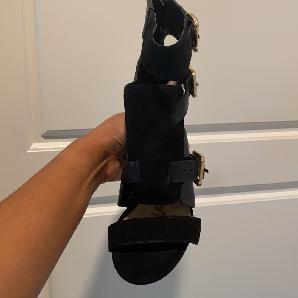 ❤️‍🔥 Sam Edelman: Stylish Buckle Sandal Mild Gladiator Heels. 🪖 - Picture 4 of 8